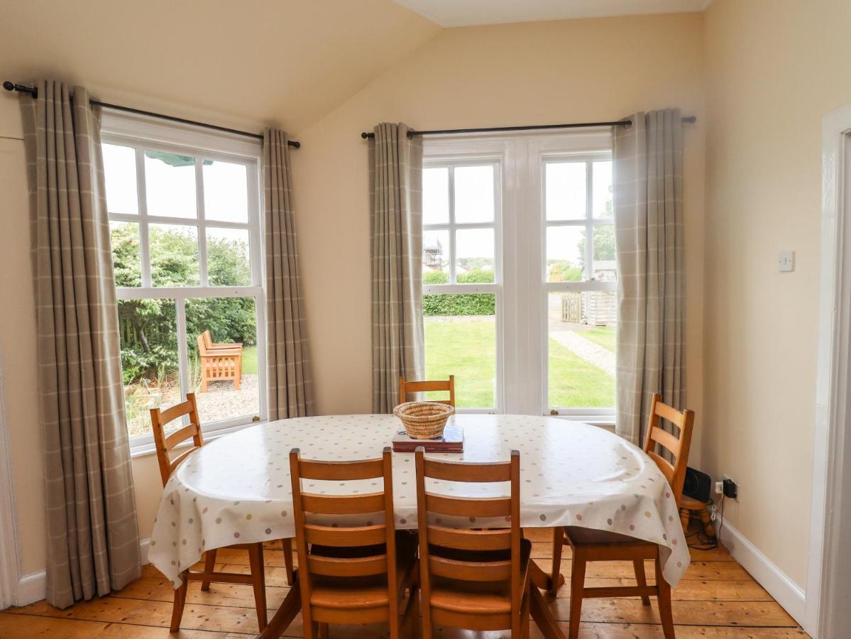 Armstrong Cottages No2 バンボロー エクステリア 写真
