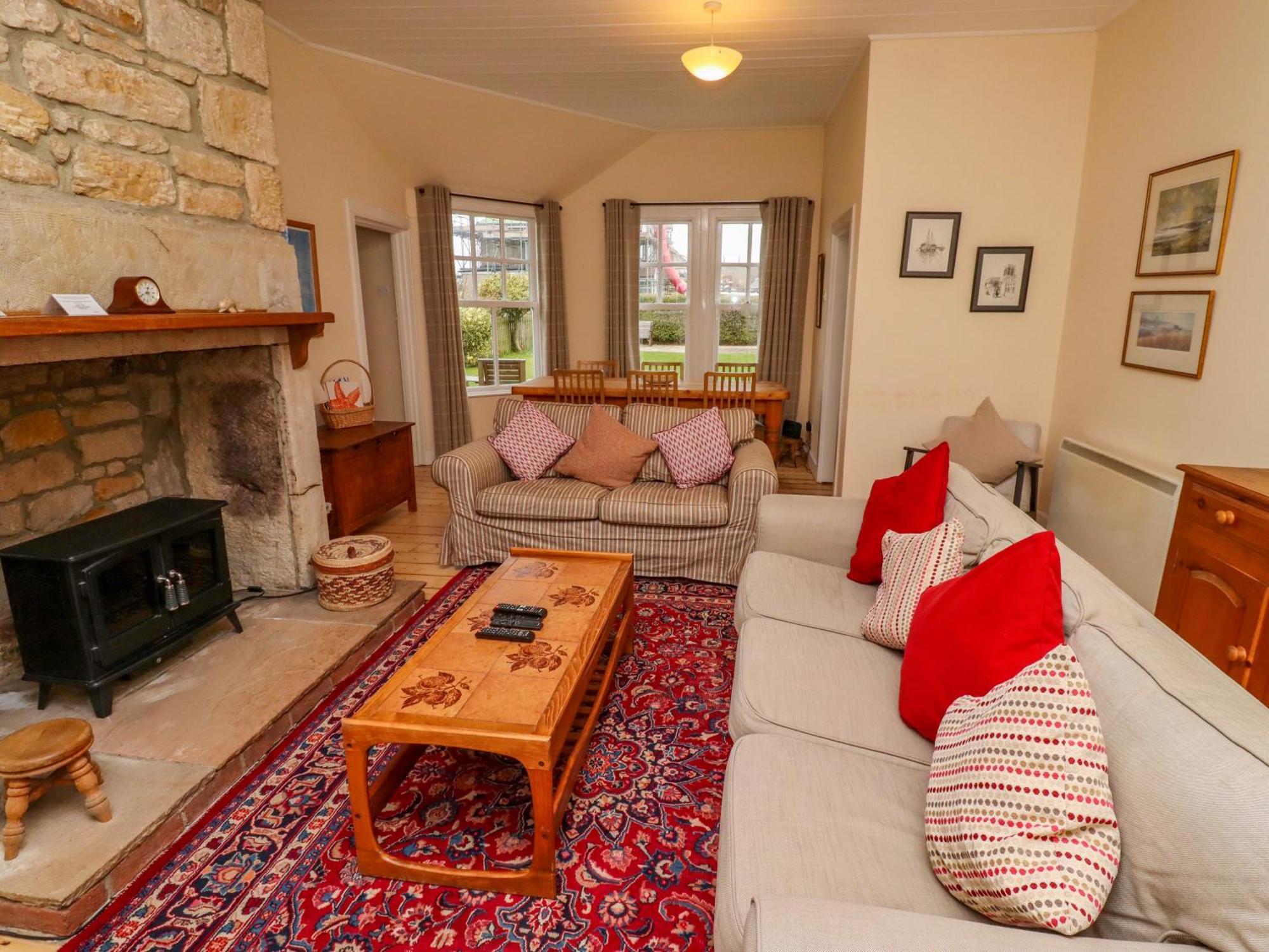 Armstrong Cottages No2 バンボロー エクステリア 写真